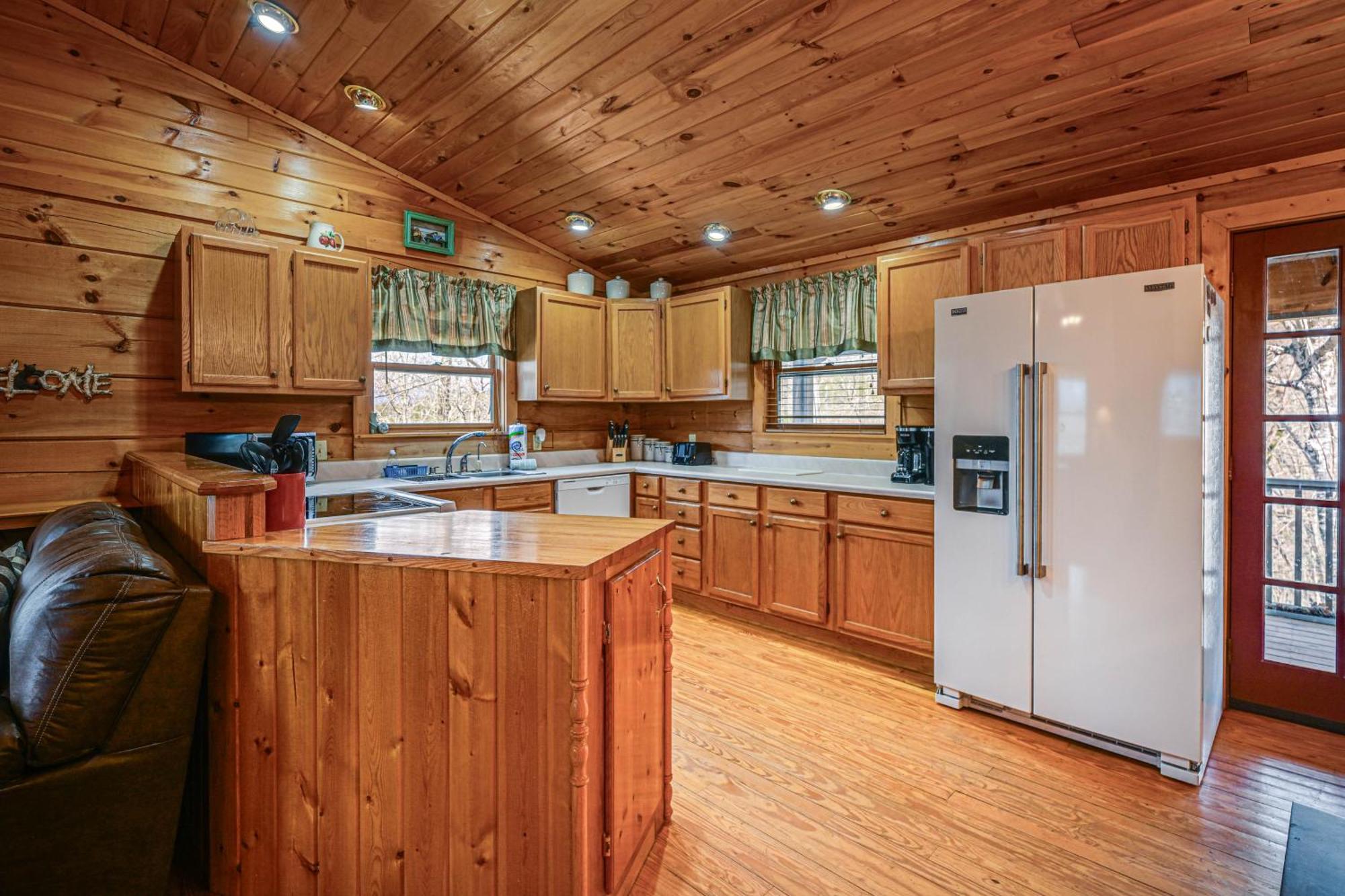 Bryson City Cabin With Hot Tub, Views And Pool Table! 외부 사진