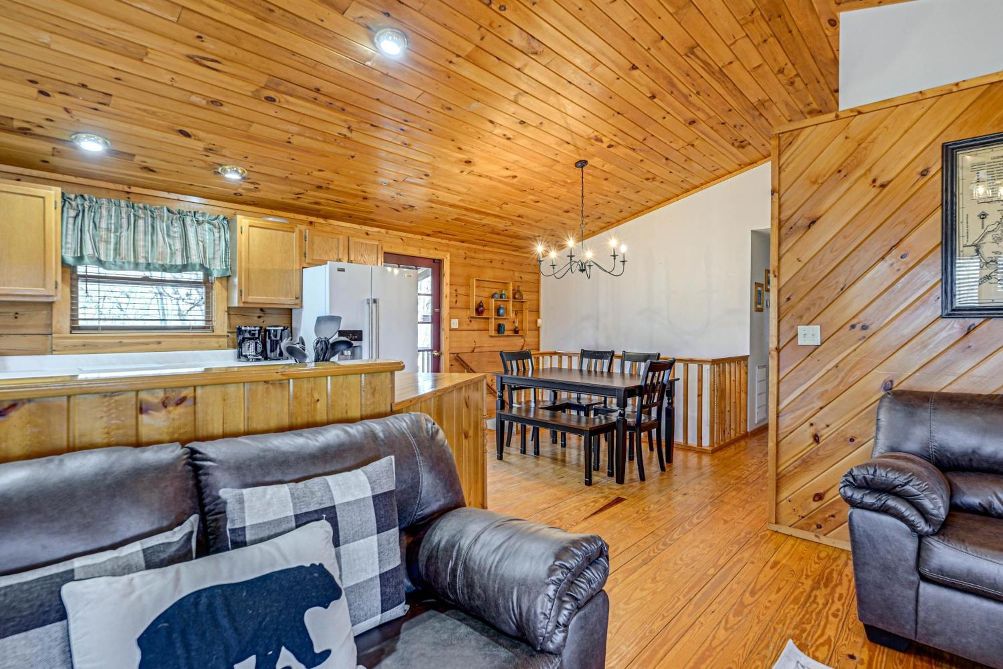 Bryson City Cabin With Hot Tub, Views And Pool Table! 외부 사진