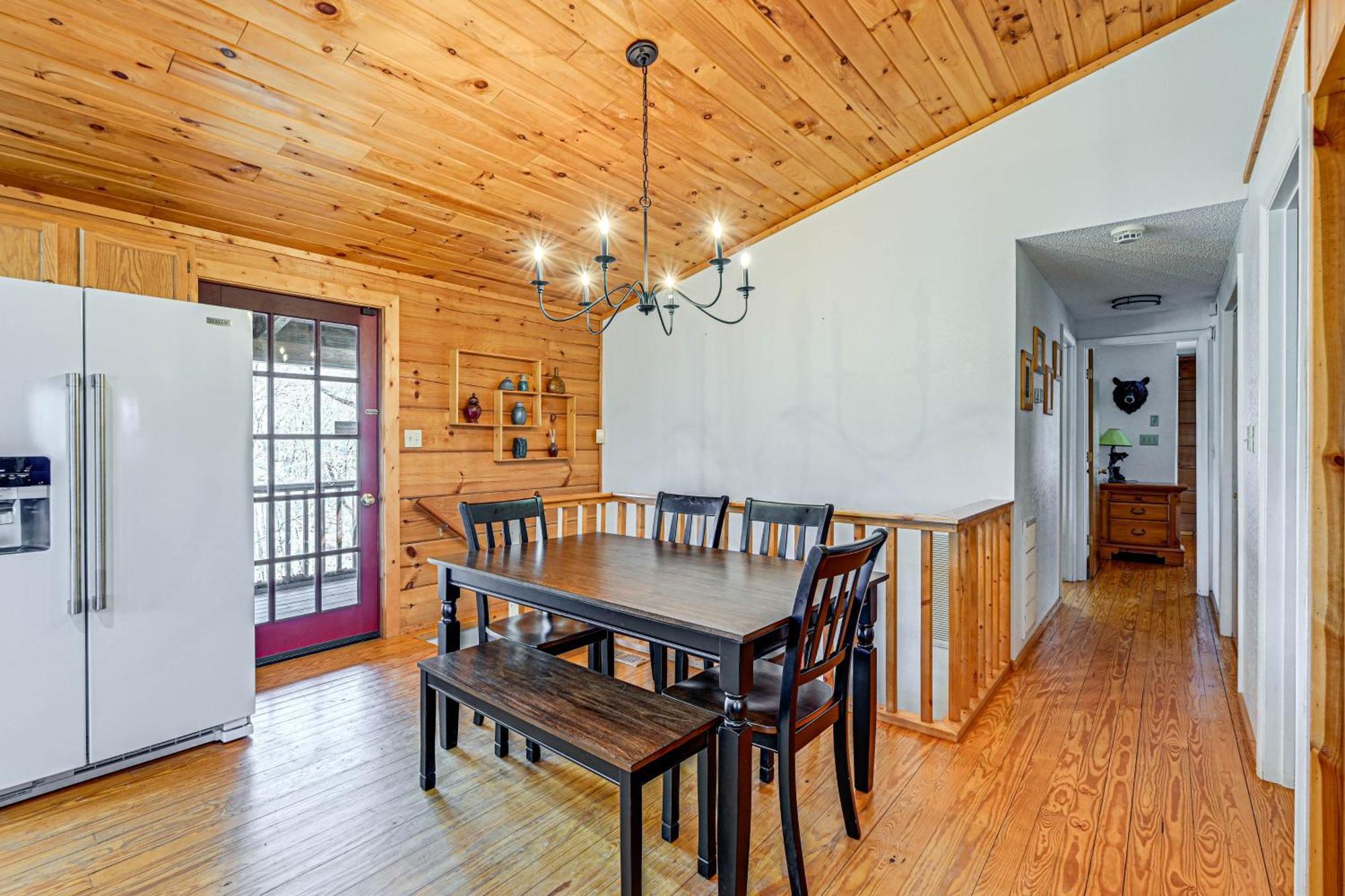 Bryson City Cabin With Hot Tub, Views And Pool Table! 외부 사진